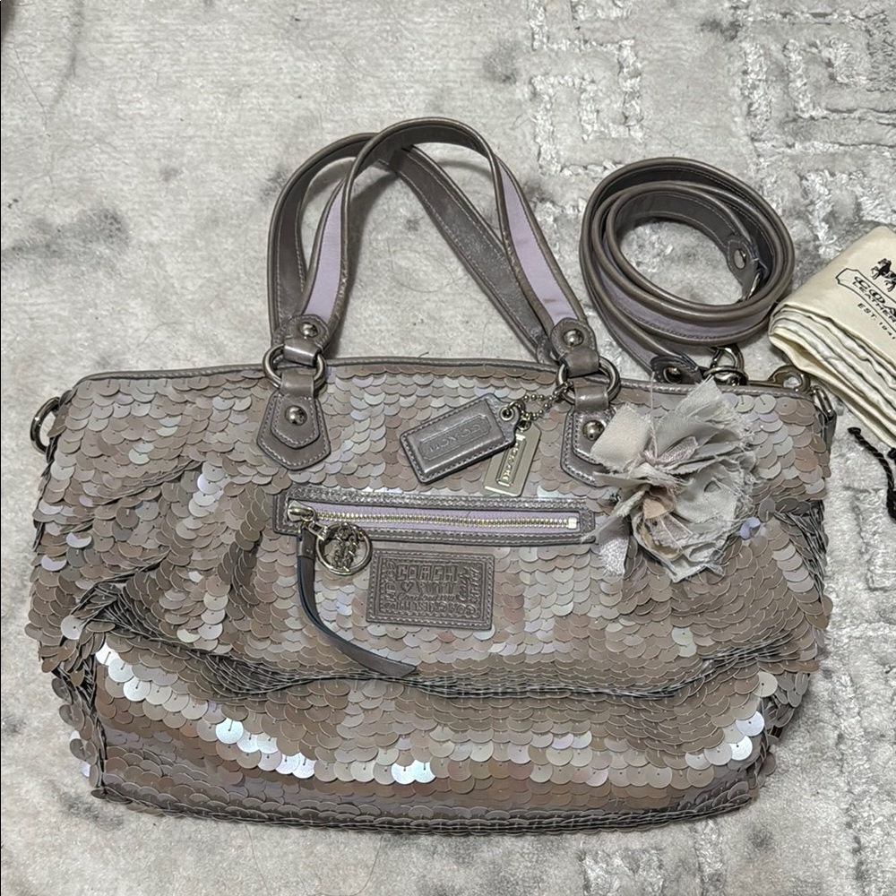 💝 Coach Liliac Shimmer Sequin Poppy Handbag